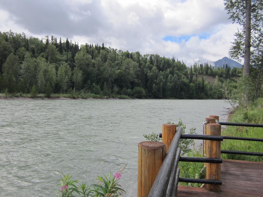 Ldr Lodge - Last Dollar Ranch Смитерс Экстерьер фото