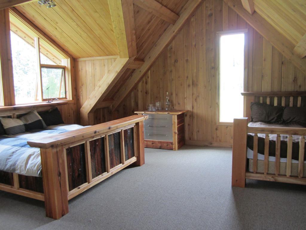 Ldr Lodge - Last Dollar Ranch Смитерс Номер фото