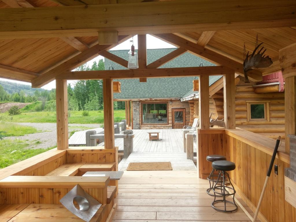 Ldr Lodge - Last Dollar Ranch Смитерс Экстерьер фото