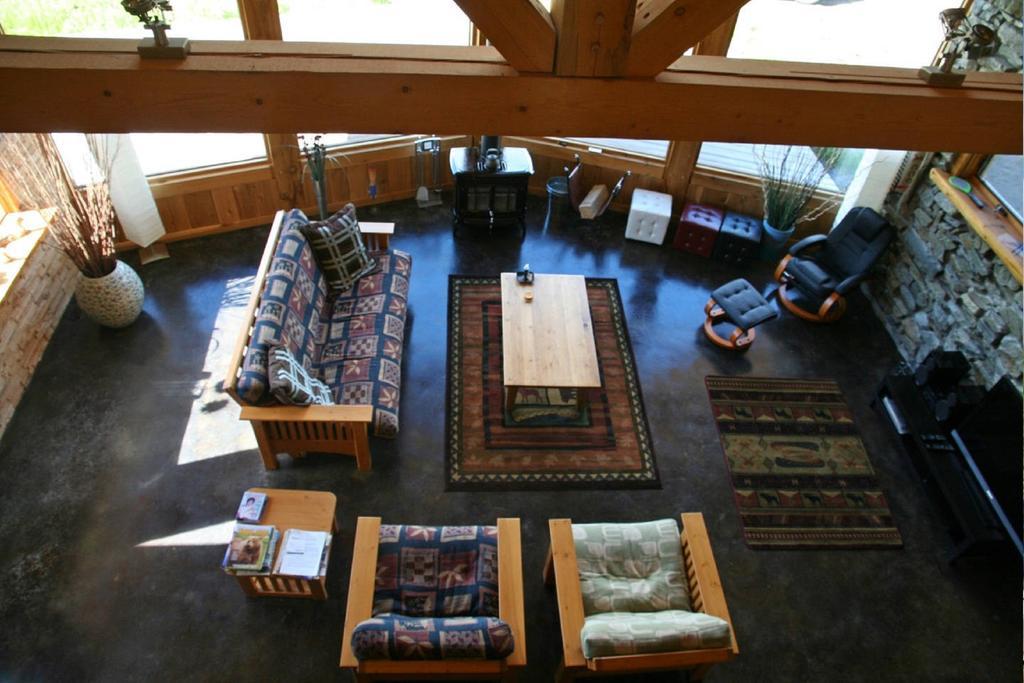 Ldr Lodge - Last Dollar Ranch Смитерс Экстерьер фото